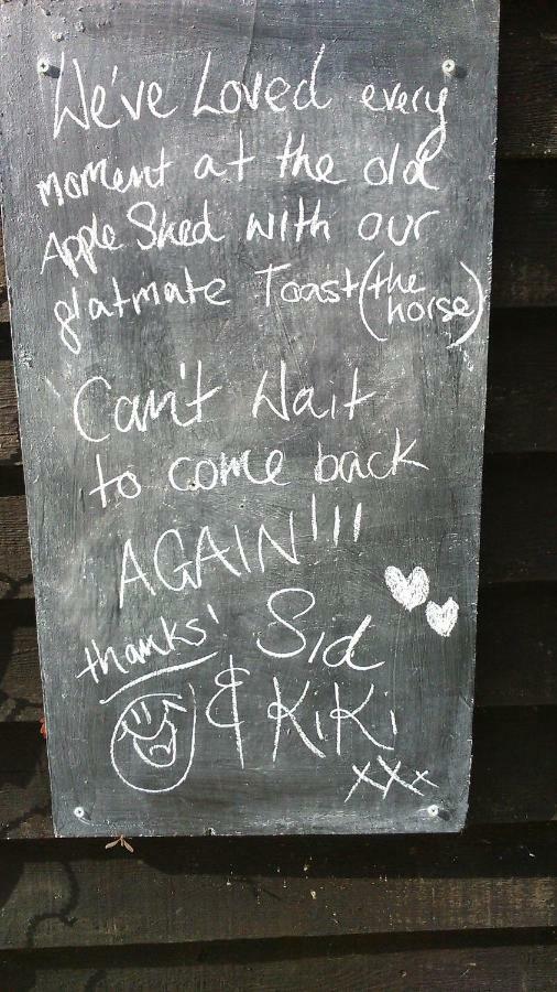 The Old Apple Shed Cosy Heated Cottage In A Meadow Close To The Charming Village Of Bethersden Ashford  Exterior foto